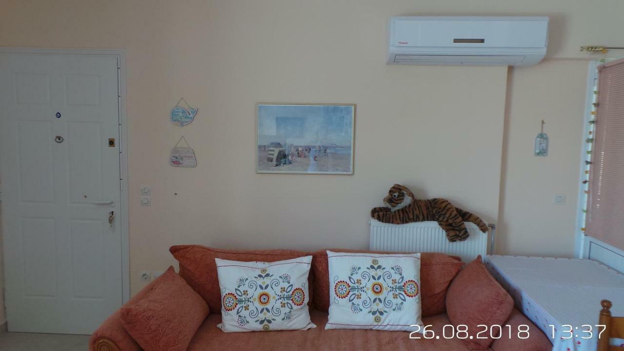 Marios View Apartment Saronida Ngoại thất bức ảnh